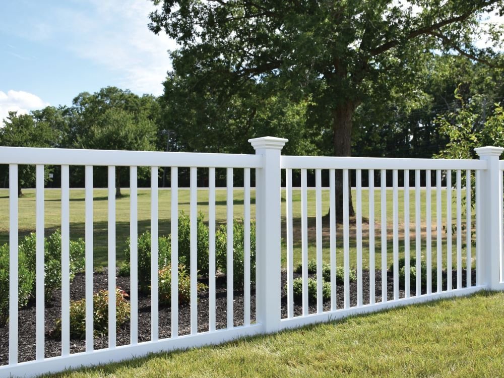 Commercial vinyl Fence - North Richland Hills, Texas