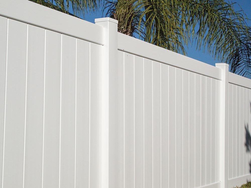 vinyl privacy fencing in North Richland Hills, Texas